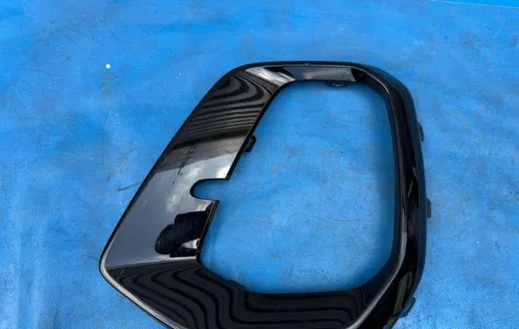 Audi Q5 SQ5 GU Front bumper upper radiator grill 8MA807257