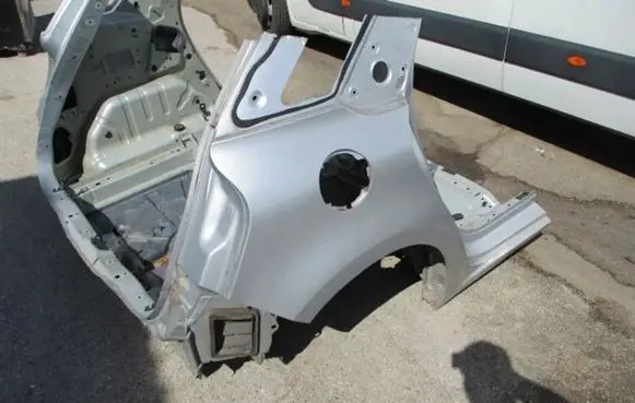 Citroen C4 II Picasso Rear quarter panel 