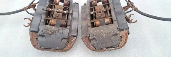 Rear brake caliper