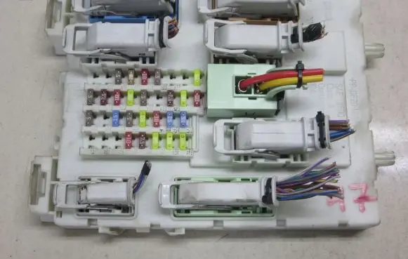 Ford B-MAX Fuse box set BV6N14A073DP