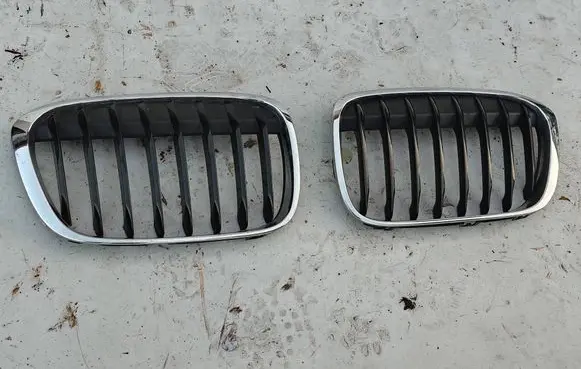 BMW X1 F48 F49 Front grill 