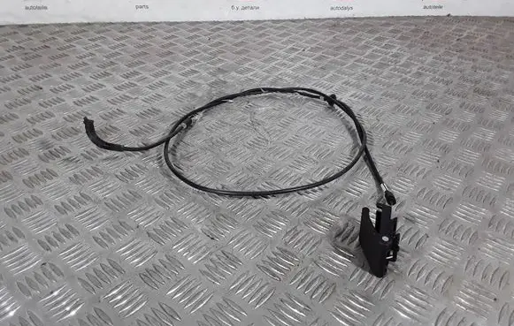 Engine bonnet/hood lock release cable