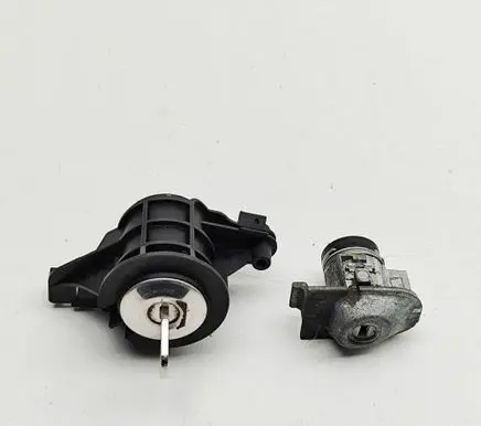 Jaguar XK - XKR Front door lock (next to the handle) 6W8322496AA