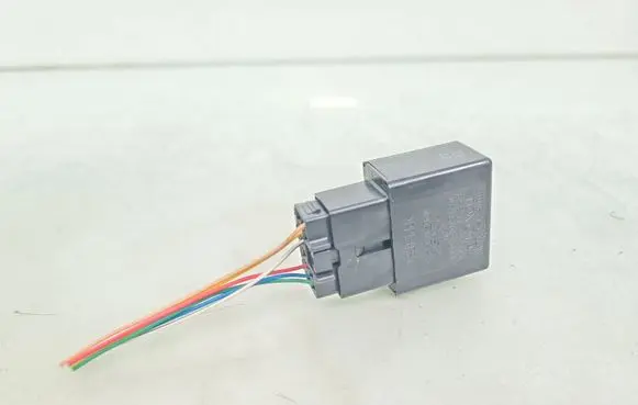 Toyota Prius+ (ZVW40) Other relay 895A147010