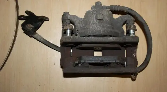 Honda Civic Front brake caliper