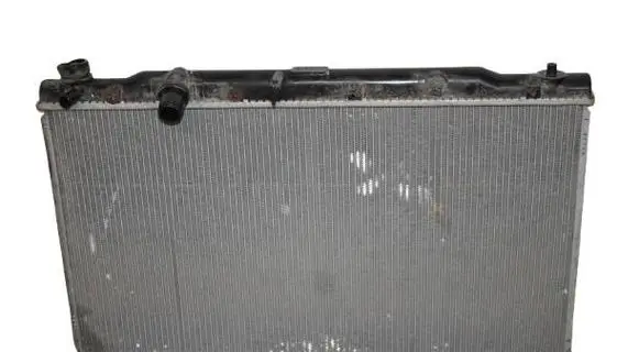 Honda CR-V Coolant radiator 17EACBD