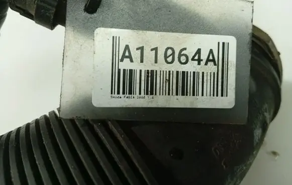 Skoda Fabia Mk2 (5J) Air intake hose/pipe 6Q0129654AB