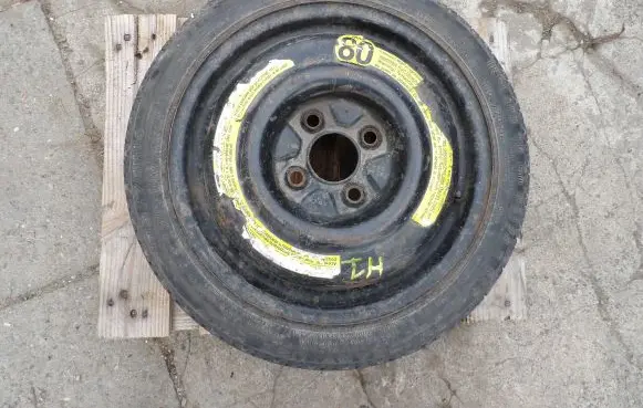 Volkswagen Golf III R14 spare wheel 357601025d