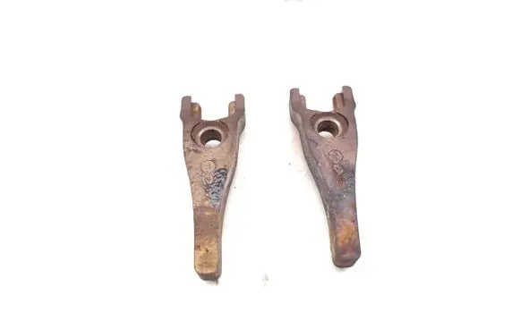 Ford Mondeo MK IV Fuel Injector clamp holder UFBA