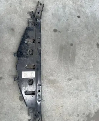 BMW 5 F10 F11 Top upper radiator support slam panel 7200690