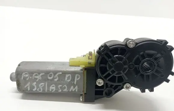 Audi A6 S6 C6 4F Seat adjustment motor 0390203225