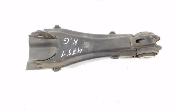Infiniti Q30 Rear control arm A2463520788