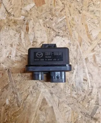 Mazda CX-5 Glow plug pre-heat relay SH0118650 K4243