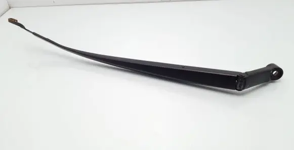 Toyota Auris 150 Front wiper blade arm 3151820