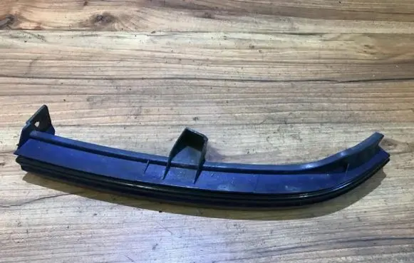 Opel Zafira A Under headlight/headlamp trim 90580652