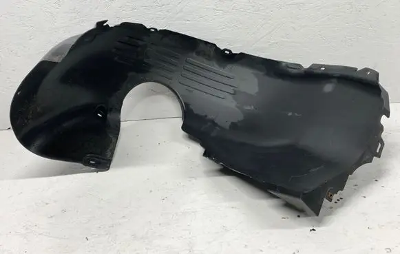 Volkswagen Golf VII Front wheel arch liner splash guards 5G0805977