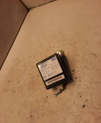 Toyota Corolla Verso E121 Door control unit/module 897410F010 61B168000 168142191