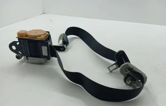 Mazda CX-7 Front seatbelt C9F87N
