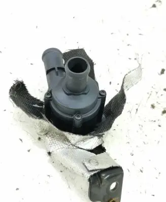 Volkswagen PASSAT B8 Electric auxiliary coolant/water pump 5Q0965561B 704071160 T30174732