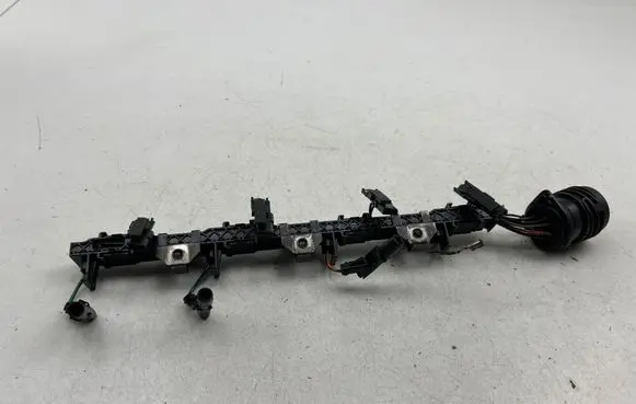 Audi A3 S3 8P Fuel injector wires 971600