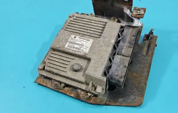 Opel Astra H Engine control unit/module ECU 55573956QN IMPRK1582611