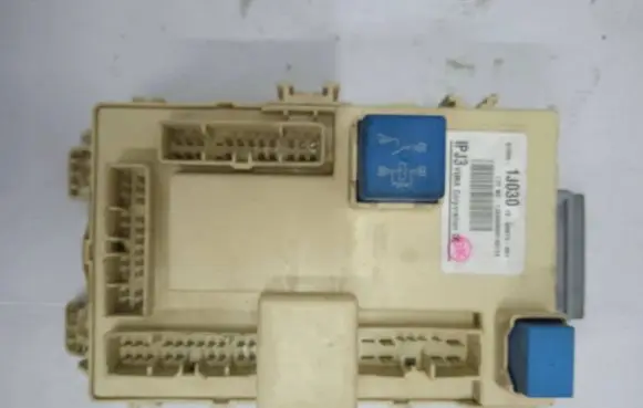 Hyundai i20 (PB PBT) Fuse box set 919501J030 1008813001 1J0300088T40124