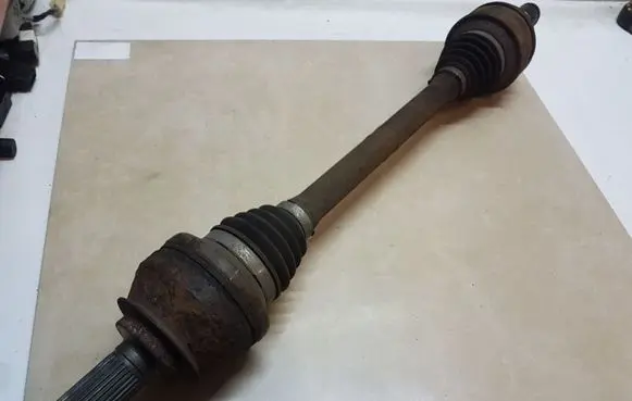 Lexus IS 220D-250-350 Rear driveshaft
