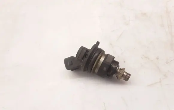 Peugeot 605 Fuel injector 0280155613