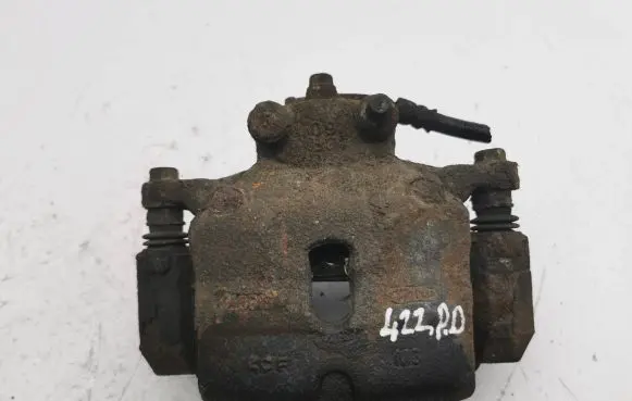Hyundai i40 Front brake caliper