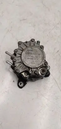 Audi A3 S3 8P Vacuum pump 03G145209C