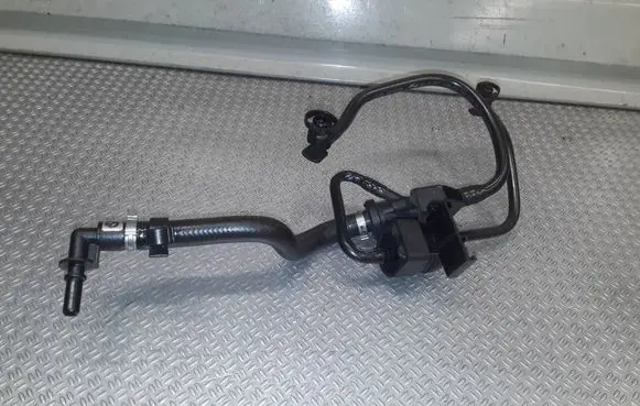 BMW 1 E81 E87 Valve vacuum 1435982