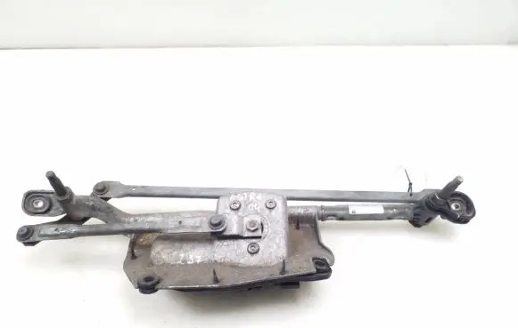Opel Astra H Front wiper linkage and motor