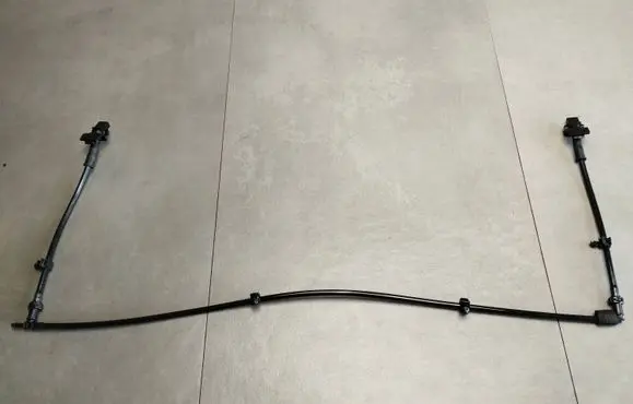 Windshield washer spray nozzle
