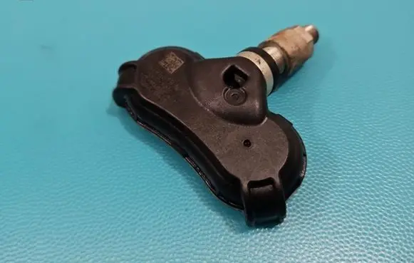 Hyundai ix35 Tire pressure sensor 52933-3M000 IMPRK1417919