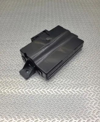 Audi A6 S6 C7 4G Gateway control module 4G0907468D