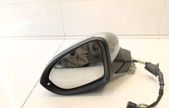 Volkswagen ID.3 Front door electric wing mirror E1041551