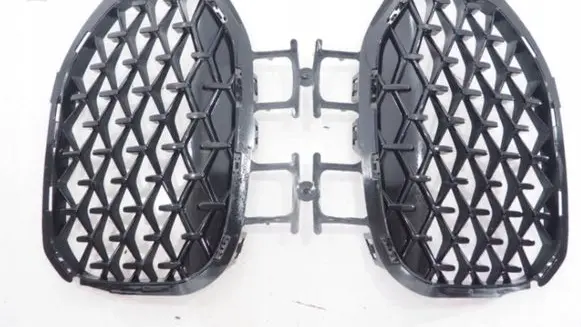 BMW 1 F40 Front grill 5A39369