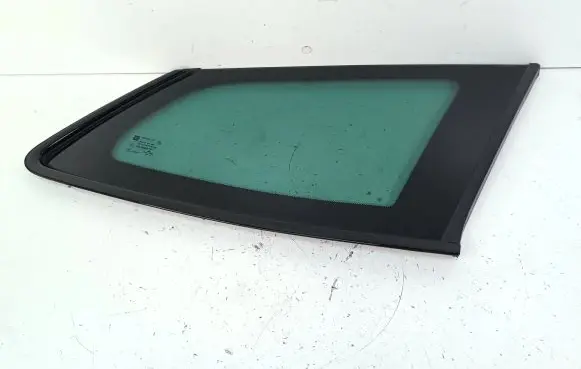 Opel Insignia B Rear side window 495032823 43R008600