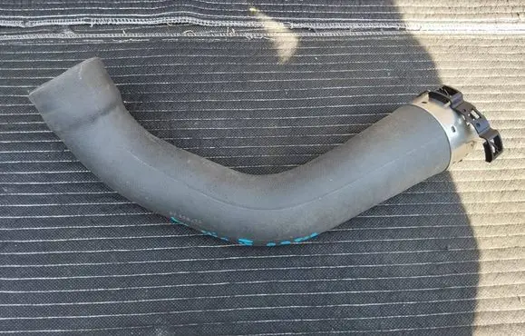 Renault Clio IV Intercooler hose/pipe CF33813