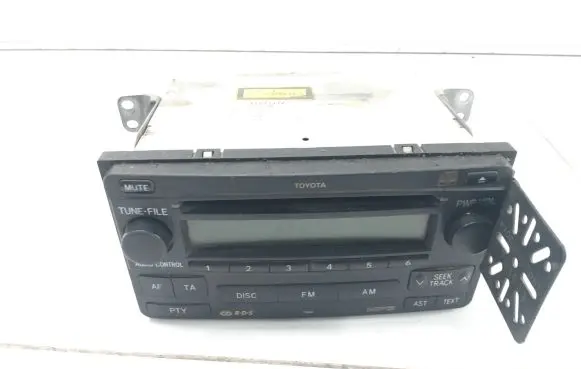 Toyota Hilux (AN10, AN20, AN30) Navigation unit CD/DVD player PZ4760021000