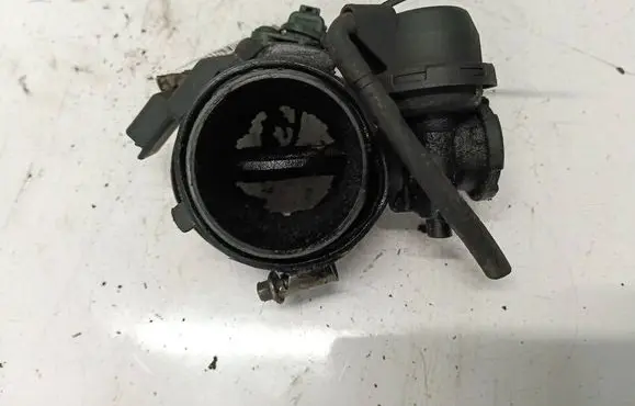 Volvo V50 Throttle valve