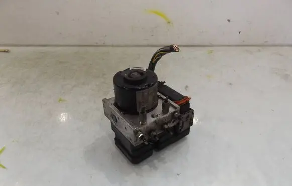 Toyota Yaris ABS control unit/module 44510-0D030