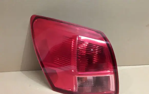 Nissan Qashqai+2 Rear/tail lights