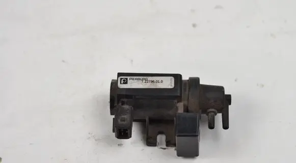Volkswagen PASSAT B6 Turbo solenoid valve 722796010