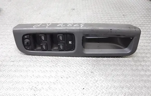Volvo V50 Electric window control switch 30658444