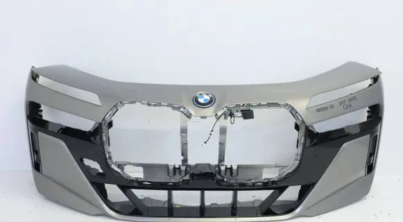 BMW 7 G70 Front bumper 653244333