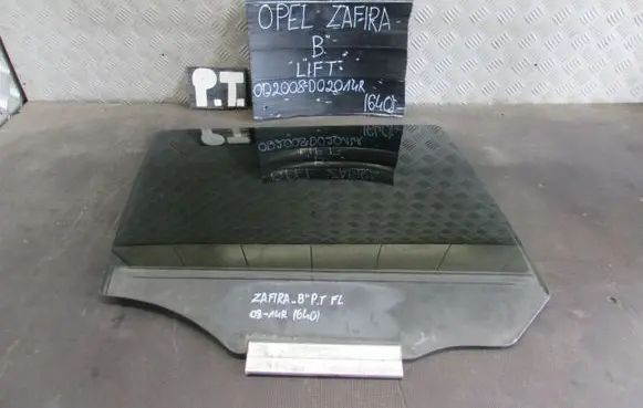 Opel Zafira B Sliding door window/glass 
