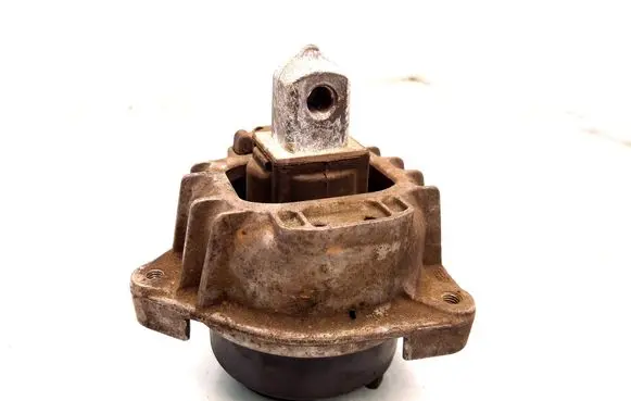 BMW 7 F01 F02 F03 F04 Engine mount bracket 2036040 68623513 6777374