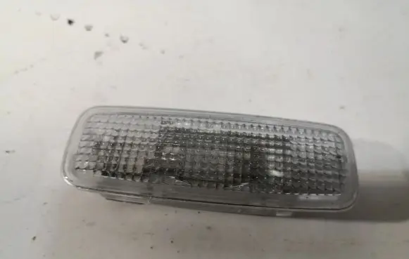 Audi A6 S6 C6 4F Front seat light 4D0947105A