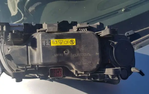 Volvo S80 Headlight/headlamp 31214347 6333100001